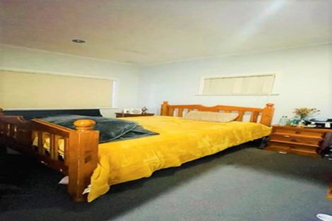 Photo of property in 10 Pah Road, Papatoetoe, Auckland, 2025