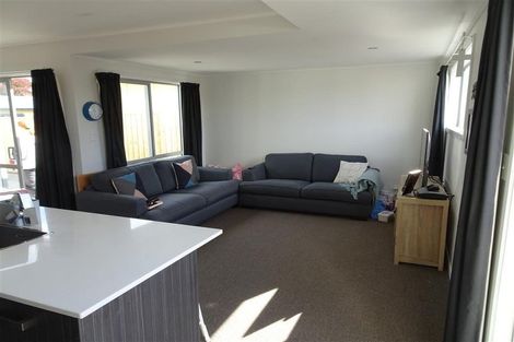 Photo of property in 10/71 Estuary Road, New Brighton, Christchurch, 8061