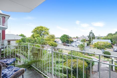 Photo of property in 7/10 Hunter Street, Hamilton Lake, Hamilton, 3204