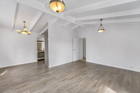 Photo of property in 13a Larnoch Road, Henderson, Auckland, 0610