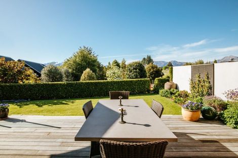 Photo of property in 24 Stackbrae Avenue, Wanaka, 9305