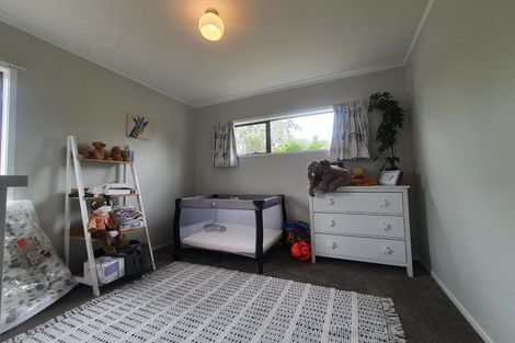 Photo of property in 1 Oakmont Place, Wattle Downs, Auckland, 2103
