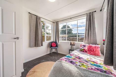 Photo of property in 25 Poole Street, Taita, Lower Hutt, 5011