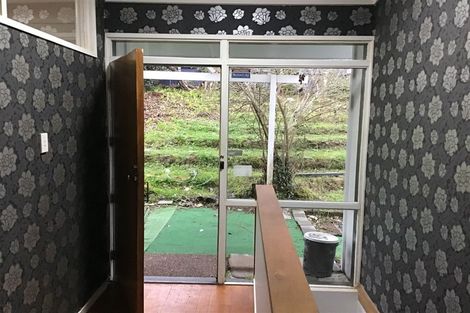 Photo of property in 30 Ellis Avenue, Mount Roskill, Auckland, 1041