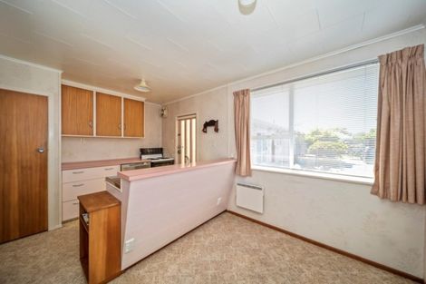 Photo of property in 14 Huatoki Street, Vogeltown, New Plymouth, 4310