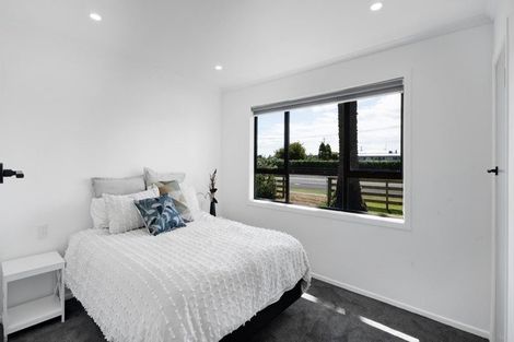 Photo of property in 80 Gisborne Terrace, Opunake, 4616
