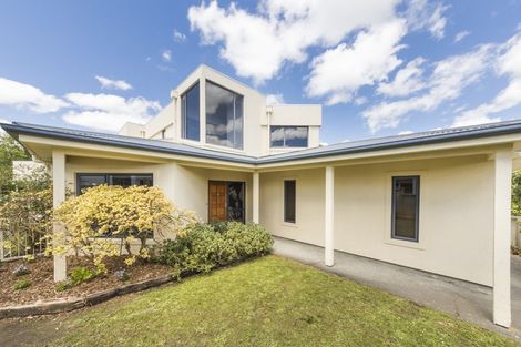 Photo of property in 31 Ruapehu Drive, Fitzherbert, Palmerston North, 4410