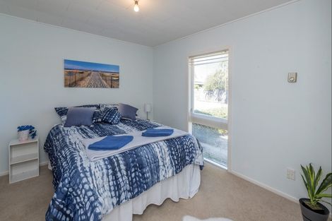 Photo of property in 38d Weraroa Road, Levin, 5510