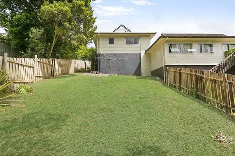 Photo of property in 2/14 Celina Place, Browns Bay, Auckland, 0630