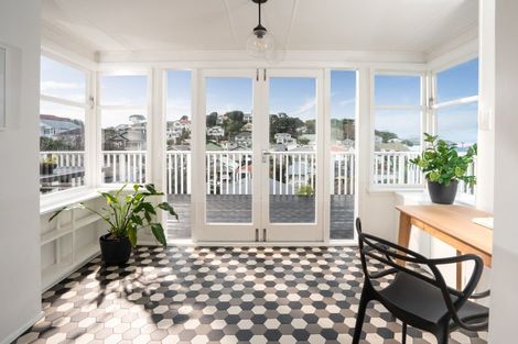 Photo of property in 73 Hataitai Road, Hataitai, Wellington, 6021