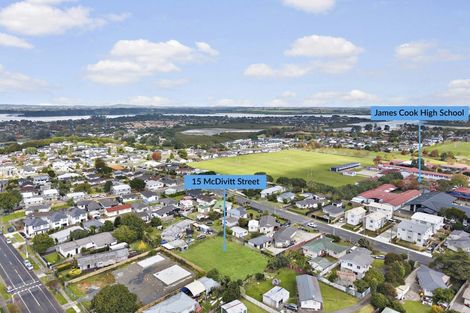Photo of property in 15 Mcdivitt Street, Manurewa, Auckland, 2102