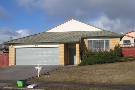 Photo of property in 21 Brompton Place, Burswood, Auckland, 2013