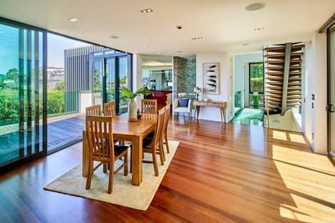 Photo of property in 24d Mandalay Terrace, Khandallah, Wellington, 6035