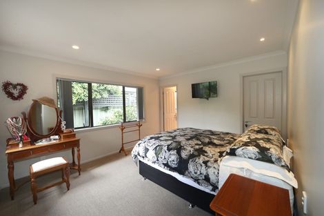 Photo of property in 15 Delta Mews Place, Clive, 4102