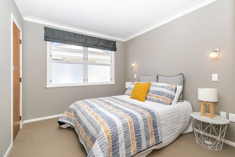 Photo of property in 53 Newcastle Road, Dinsdale, Hamilton, 3204