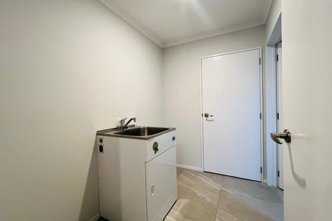 Photo of property in 3 Wairepo Street, Takanini, 2112