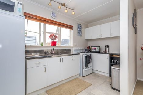 Photo of property in 111a Clevedon Road, Papakura, 2110