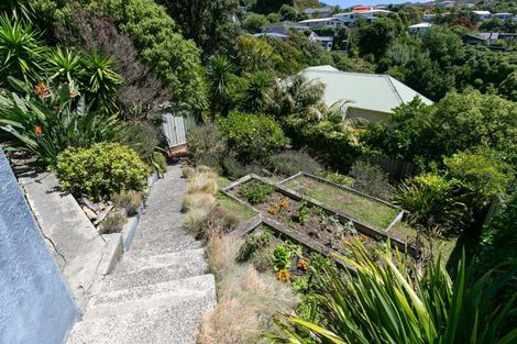 Photo of property in 51 Milne Terrace, Island Bay, Wellington, 6023