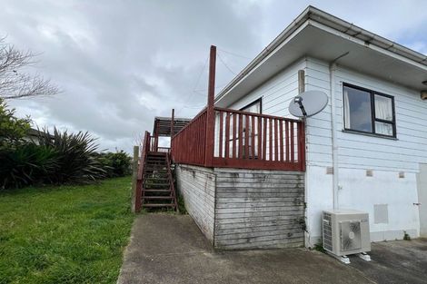 Photo of property in 8 Southview Place, Wattle Downs, Auckland, 2102