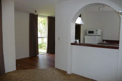 Photo of property in 141a Churton Drive, Churton Park, Wellington, 6037