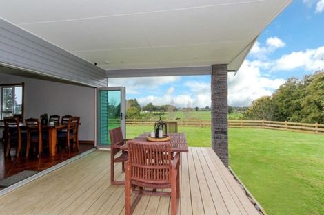 Photo of property in 311 Corbett Road, Paraite, New Plymouth, 4373