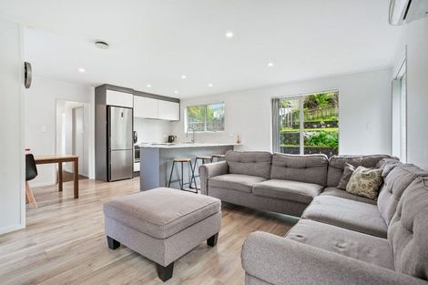 Photo of property in 37 Clyma Place, Massey, Auckland, 0614