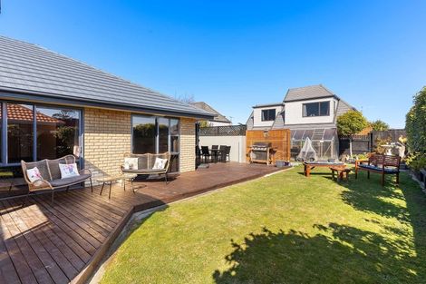 Photo of property in 57 Queenspark Drive, Parklands, Christchurch, 8083