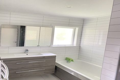 Photo of property in 111 Sunrise Avenue, Murrays Bay, Auckland, 0630