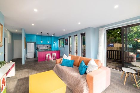 Photo of property in 2/23 Main Road, Redcliffs, Christchurch, 8081