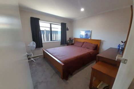 Photo of property in 48 Te Kaeaea Crescent, Wallaceville, Upper Hutt, 5018