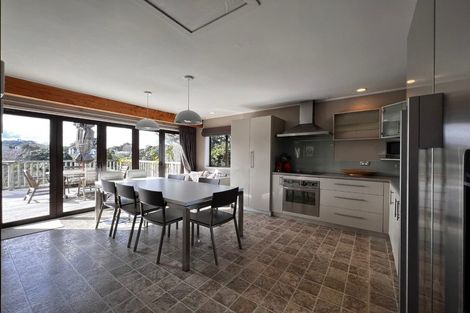 Photo of property in 24 Beach Haven Road, Beach Haven, Auckland, 0626