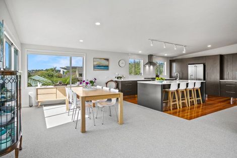 Photo of property in 17b Shearer Drive, Oakura, 4314