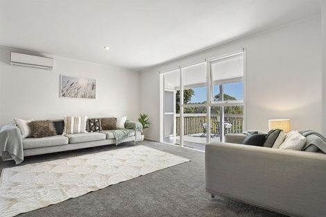 Photo of property in 7 Simon Ellice Drive, Bayview, Auckland, 0629