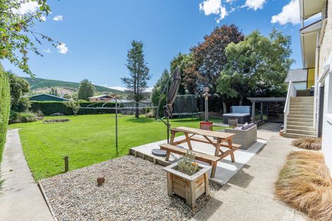 Photo of property in 20 Lynas Street, Outram, 9019