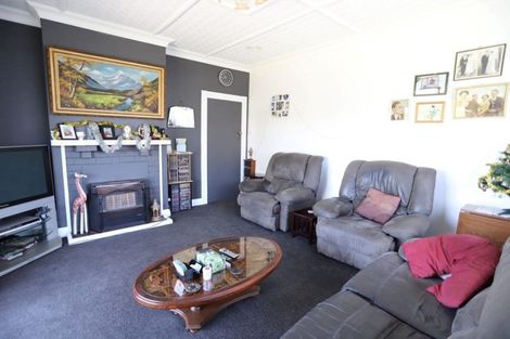 Photo of property in 18 Campbell Street, Hawera, 4610