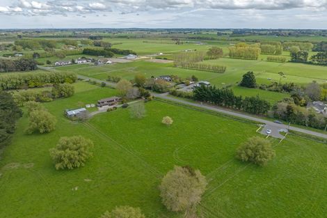 Photo of property in 81 Oroua Road, Kairanga, 4475