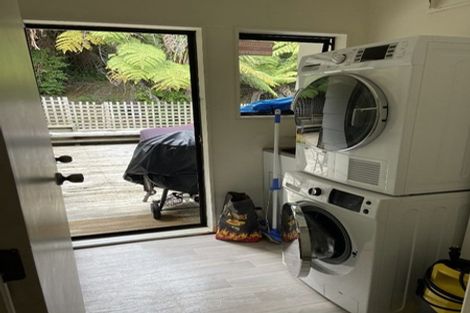 Photo of property in 51 Topliss Drive, Northcross, Auckland, 0632