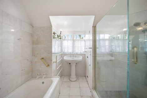 Photo of property in 191 Muritai Road, Eastbourne, Lower Hutt, 5013