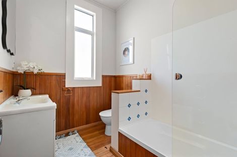 Photo of property in 23 Hargest Crescent, Saint Kilda, Dunedin, 9012