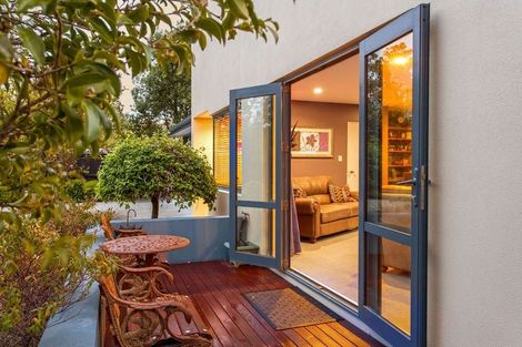 Photo of property in 17a Young Street, Somerfield, Christchurch, 8024