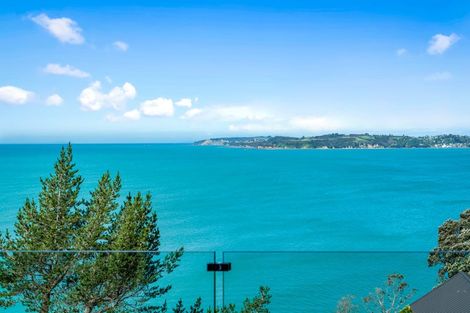 Photo of property in 11a Duncansby Road, Stanmore Bay, Whangaparaoa, 0932