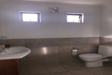 Photo of property in 79 Mt Lebanon Crescent, The Gardens, Auckland, 2105