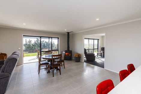 Photo of property in 268 Halcombe Road, Feilding, 4775