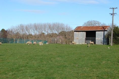 Photo of property in 50 Mckellar Road, Seaward Bush, Invercargill, 9871