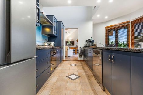 Photo of property in 28 Newport Key, Papamoa Beach, Papamoa, 3118