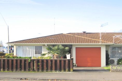 Photo of property in 5/309 Avenue Road West, Hastings, 4122