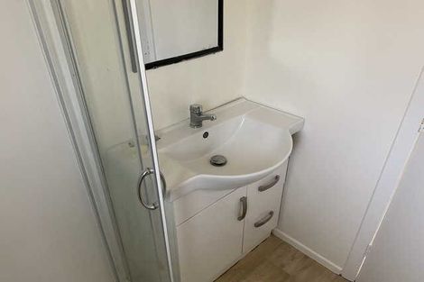 Photo of property in 38 Greenhurst Street, Sockburn, Christchurch, 8042