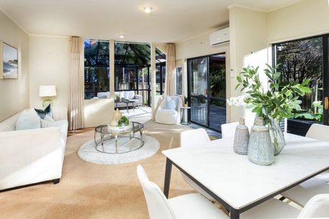 Photo of property in 2/32 Centorian Drive, Windsor Park, Auckland, 0632