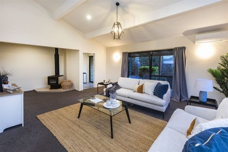 Photo of property in 38 Veitches Road, Casebrook, Christchurch, 8051