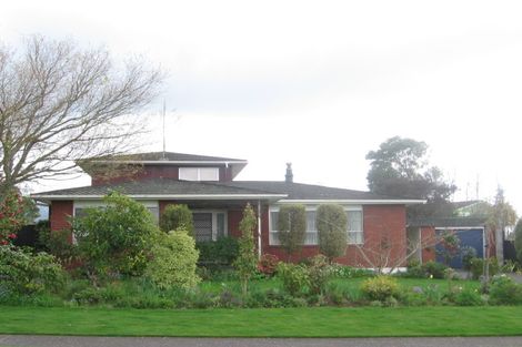 Photo of property in 26 Neri Crescent, Pomare, Rotorua, 3015